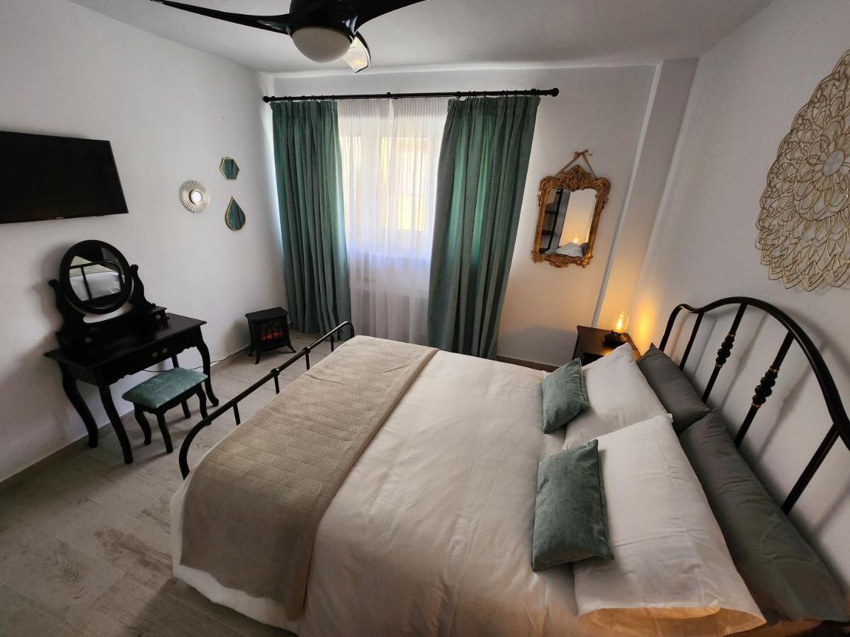 Apartament Fabulosa Casa En El Corazon De San Sebastian Almuñécar Zewnętrze zdjęcie