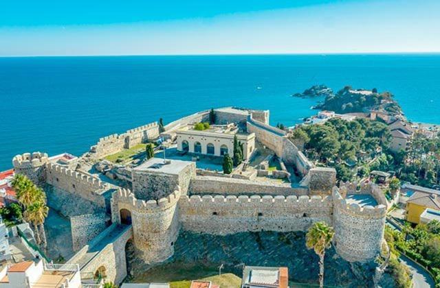 Apartament Fabulosa Casa En El Corazon De San Sebastian Almuñécar Zewnętrze zdjęcie
